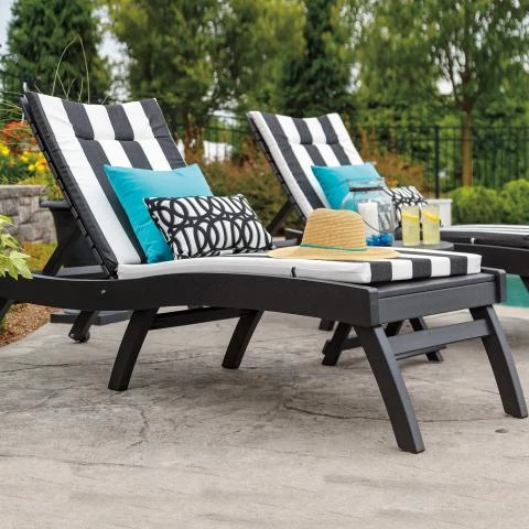 Casual cushion best sale sunbrella chaise cushion